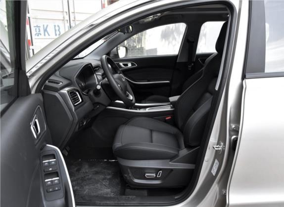瑞虎8 2018款 1.5TCI 手动豪华型 5座 车厢座椅   前排空间