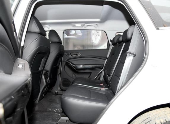 瑞虎8 2018款 1.5TCI 手动尊贵型 5座 车厢座椅   后排空间