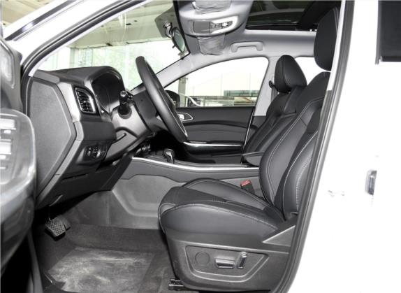 瑞虎8 2018款 1.5TCI 自动豪华型 7座 车厢座椅   前排空间