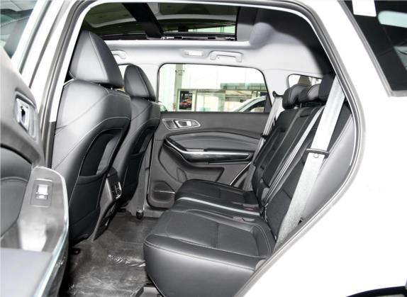 瑞虎8 2018款 1.5TCI 自动豪华型 7座 车厢座椅   后排空间