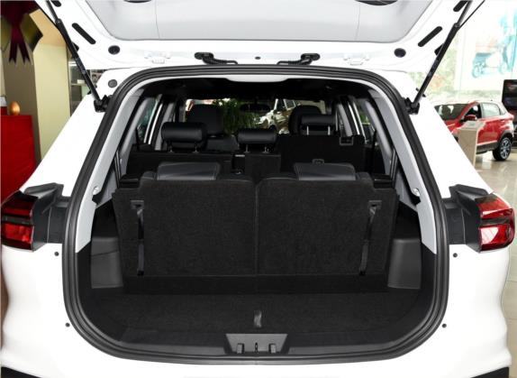 瑞虎8 2018款 1.5TCI 自动豪华型 7座 车厢座椅   后备厢