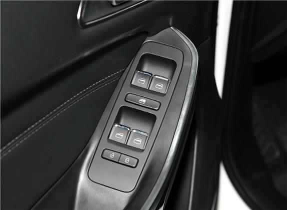 瑞虎8 2018款 1.5TCI 自动豪华型 7座 车厢座椅   门窗控制