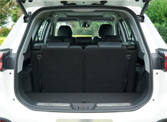 瑞虎8 2018款 1.5TCI 自动尊贵型 7座 车厢座椅   后备厢