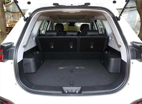 瑞虎8 2018款 1.5TCI 自动特供版 5座 车厢座椅   后备厢