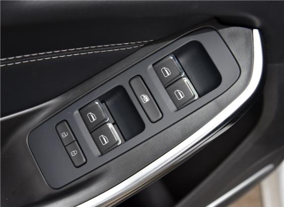 瑞虎8 2018款 1.5TCI 手动特供版 7座 车厢座椅   门窗控制