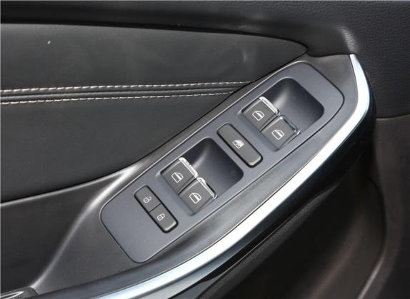 瑞虎8 2018款 1.5TCI 自动特供版 7座 车厢座椅   门窗控制