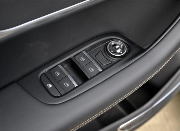 瑞虎8 2019款 1.6TGDI 自动时尚型 车厢座椅   门窗控制