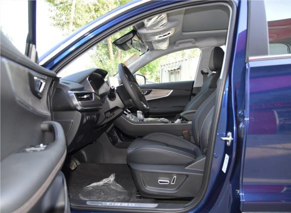 瑞虎8 2020款 290TGDI 自动豪华版 车厢座椅   前排空间
