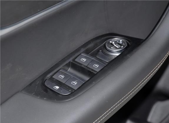 瑞虎8 2020款 1.5TCI 手动特供版 5座 车厢座椅   门窗控制