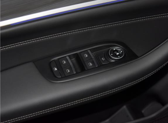瑞虎8 2021款 鲲鹏版 290TGDI 自动扶摇版 车厢座椅   门窗控制
