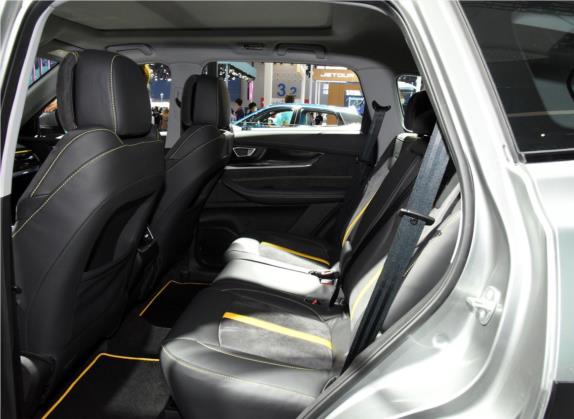 瑞虎8 2021款 2.0T 工匠派联名款 Ultra版 车厢座椅   后排空间