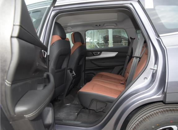 瑞虎8 2021款 鲲鹏版 390TGDI 自动扶摇版+ 车厢座椅   后排空间