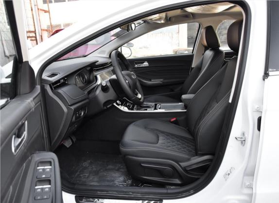 艾瑞泽GX 2018款 1.5T CVT睿色版 国V 车厢座椅   前排空间