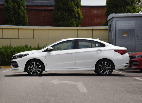 艾瑞泽GX 2018款 1.5T 手动型色版 国V 外观   正侧