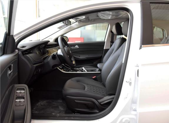 艾瑞泽GX 2018款 1.5T CVT型色版 国V 车厢座椅   前排空间