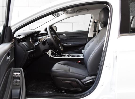 艾瑞泽GX 2018款 1.5T CVT劲色版 国V 车厢座椅   前排空间