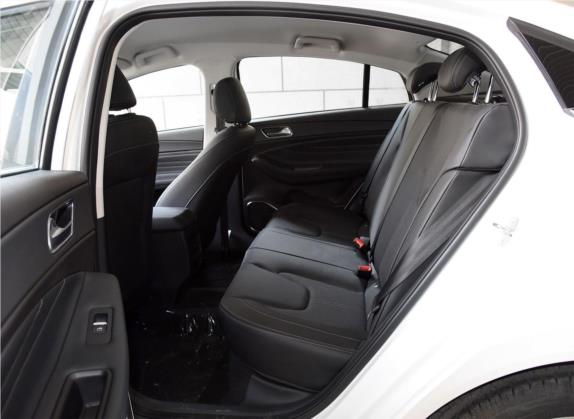 艾瑞泽GX 2018款 1.5T CVT劲色版 国V 车厢座椅   后排空间