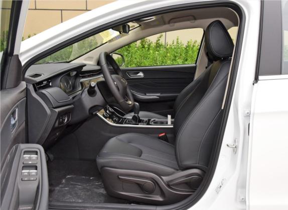 艾瑞泽GX 2019款 1.5T 手动新劲色版 国VI 车厢座椅   前排空间