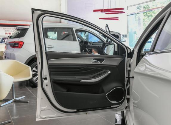艾瑞泽GX 2019款 冠军版 1.5L 手动时尚型 车厢座椅   前门板