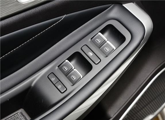 艾瑞泽GX 2019款  冠军版 1.5L CVT时尚型 车厢座椅   门窗控制