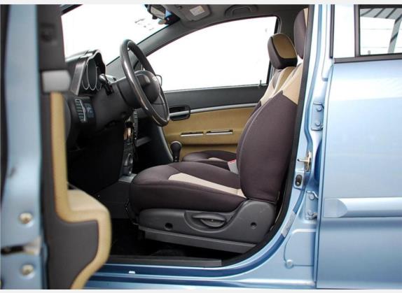 奇瑞A1 2007款 1.3L 手动豪华型 车厢座椅   前排空间