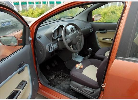 奇瑞A1 2007款 1.3L 手动舒适型 车厢座椅   前排空间