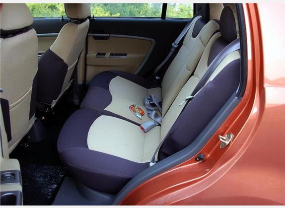 奇瑞A1 2007款 1.3L 手动舒适型 车厢座椅   后排空间