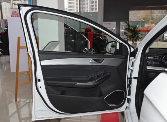 艾瑞泽5 PLUS 2021款 小AI 1.5L CVT型PLUS 车厢座椅   前门板