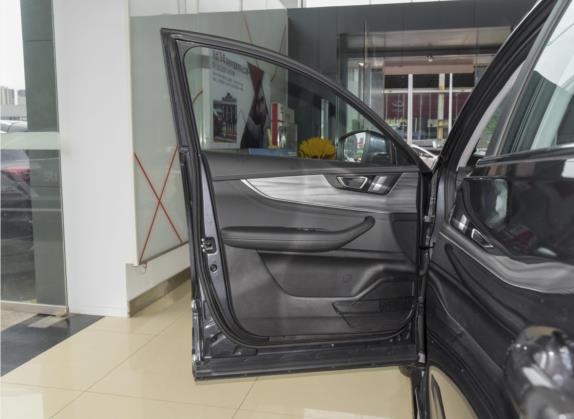 瑞虎8 PLUS鲲鹏e+ 2022款 PHEV 1.5T舒享e+ 车厢座椅   前门板