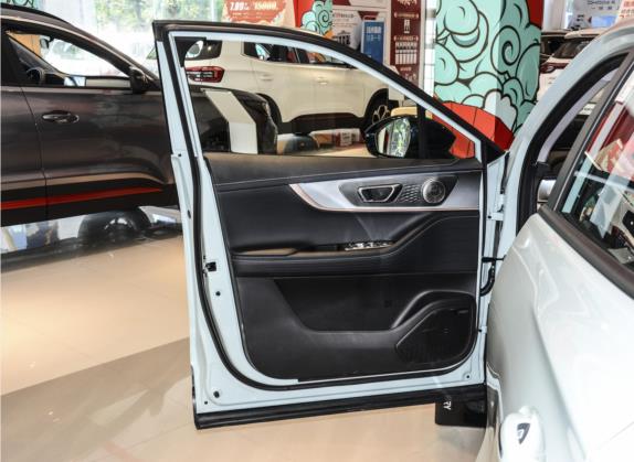 欧萌达 2022款 1.5T CVT拓界版 车厢座椅   前门板