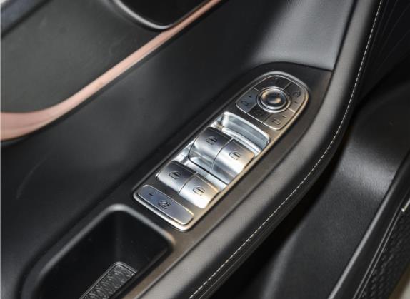 欧萌达 2022款 1.5T CVT拓界版 车厢座椅   门窗控制