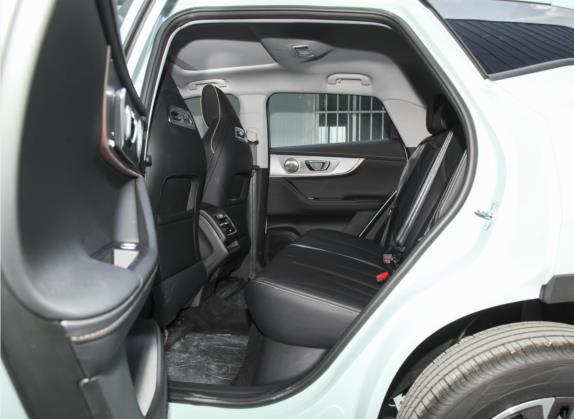 欧萌达 2022款 1.5T CVT无界版 车厢座椅   后排空间