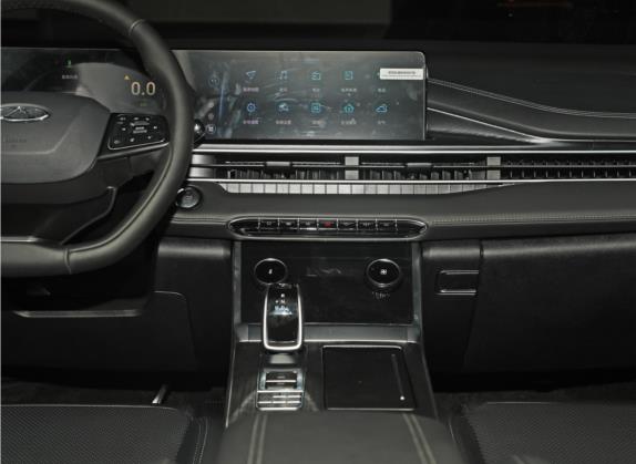 瑞虎7 PLUS 2021款 1.5T CVT尊贵型 中控类   中控台