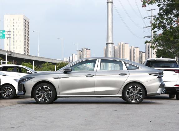艾瑞泽8 2022款 1.6T DCT雅 外观   正侧