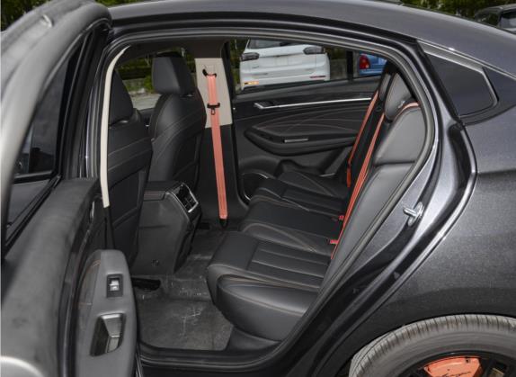 艾瑞泽5 GT 2022款 1.6T DCT掣 车厢座椅   后排空间