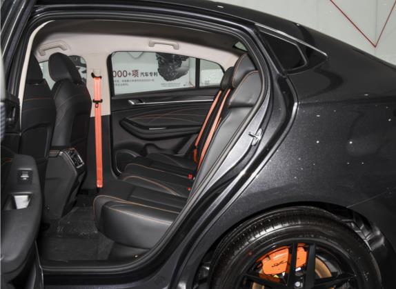 艾瑞泽5 GT 2022款 1.6T DCT驭 车厢座椅   后排空间
