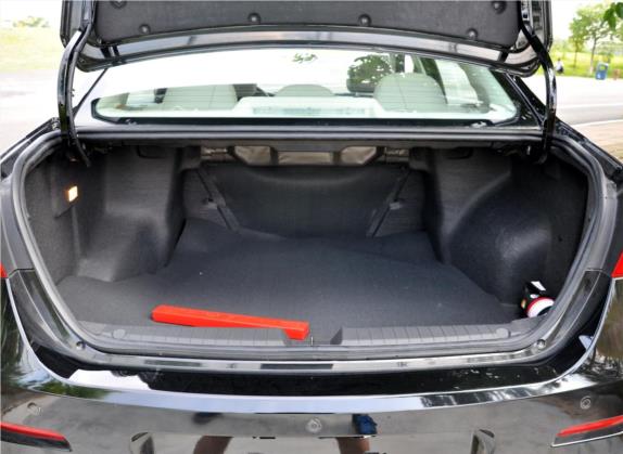 东方之子 2012款 2.0L CVT典雅版 车厢座椅   后备厢