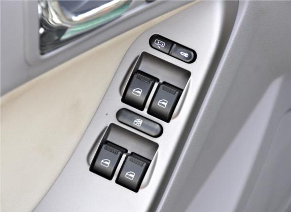 东方之子 2012款 2.0L CVT典雅版 车厢座椅   门窗控制