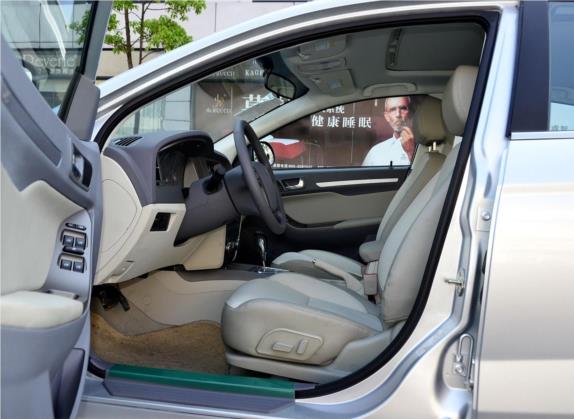 东方之子 2012款 2.0L CVT智雅版 车厢座椅   前排空间