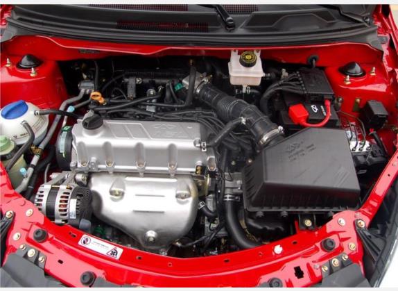 风云2 2010款 两厢 1.5L 进取型 其他细节类   发动机舱
