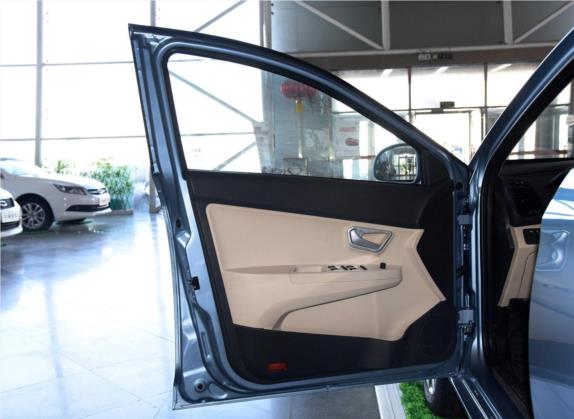 风云2 2015款 1.5L 手动新锐版 车厢座椅   前门板