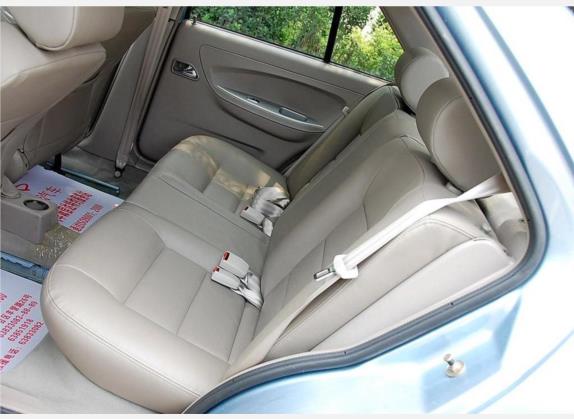 旗云 2008款 1.5L 手动豪华型 车厢座椅   后排空间
