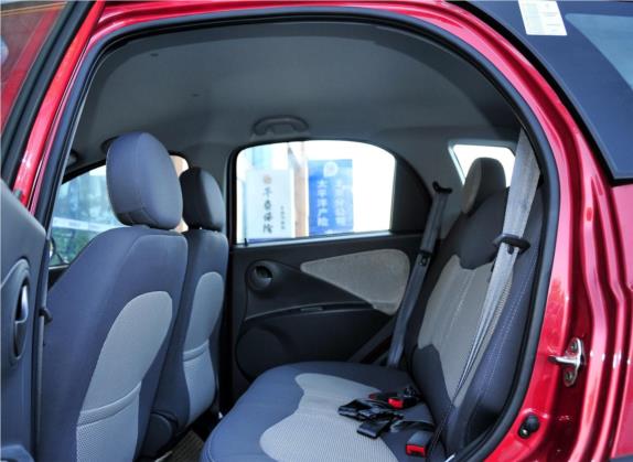 奇瑞X1 2011款 1.3L 手动豪华型 车厢座椅   后排空间