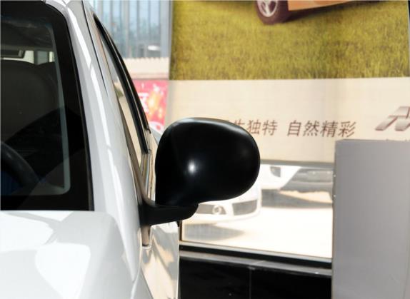 奇瑞X1 2012款 1.5L 手动运动型 外观细节类   外后视镜