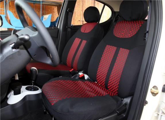 奇瑞eQ 2015款 豪华型 车厢座椅   前排空间