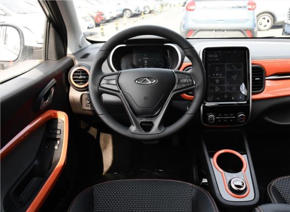小蚂蚁 2019款 4座智炫版 30.6kWh 中控类   驾驶位