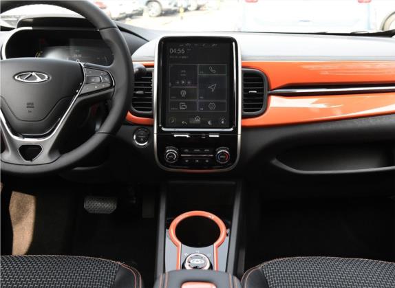 小蚂蚁 2019款 4座智炫版 30.6kWh 中控类   中控台