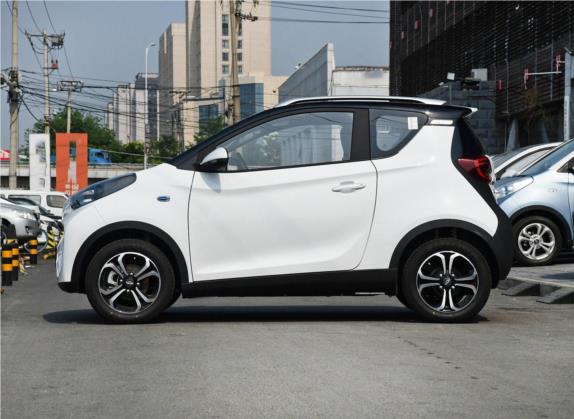 小蚂蚁 2019款 4座智炫版 30.6kWh 外观   正侧