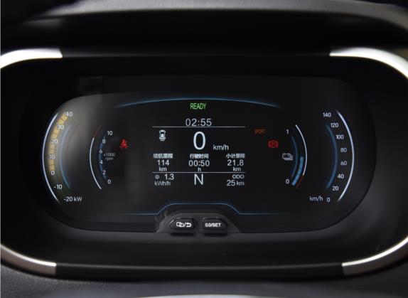 小蚂蚁 2021款 20万蚁粉款 才气版 三元锂 301km 中控类   仪表盘