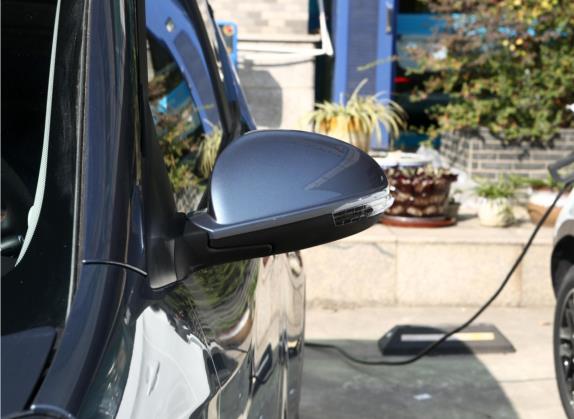 小蚂蚁 2022款 甜粉款 全糖版 三元锂 30kW 301km 外观细节类   外后视镜